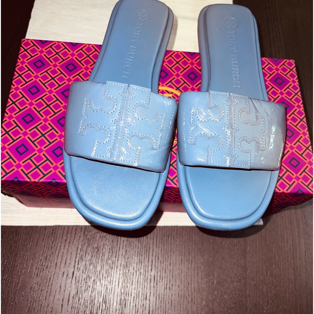 tory burch sandals